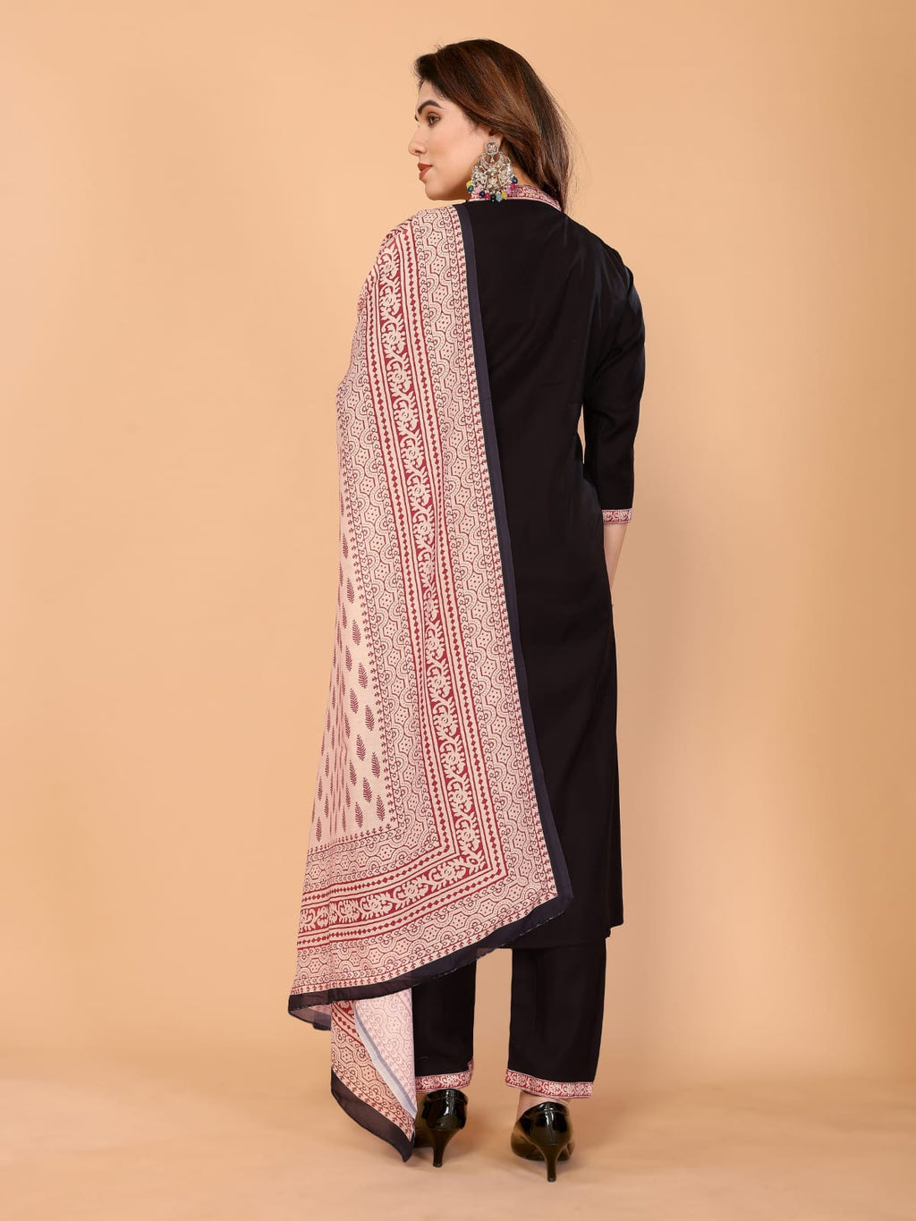 LABEL ARZOO Midnight Black Embroidered V-Neck Kurta Set with Printed Dupatta